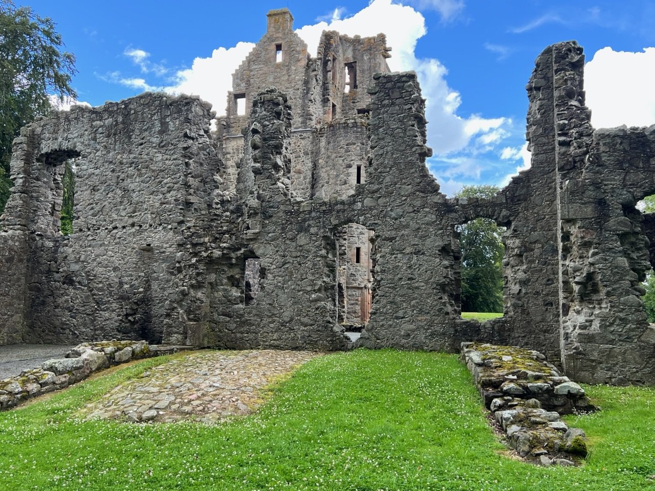 Huntly Castle