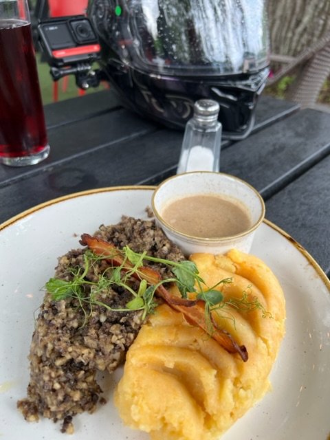 Haggis wasn't as bad as I thought it could be, I was imagining it be like corned beef hash